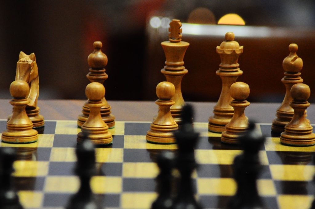 play chess beginners online